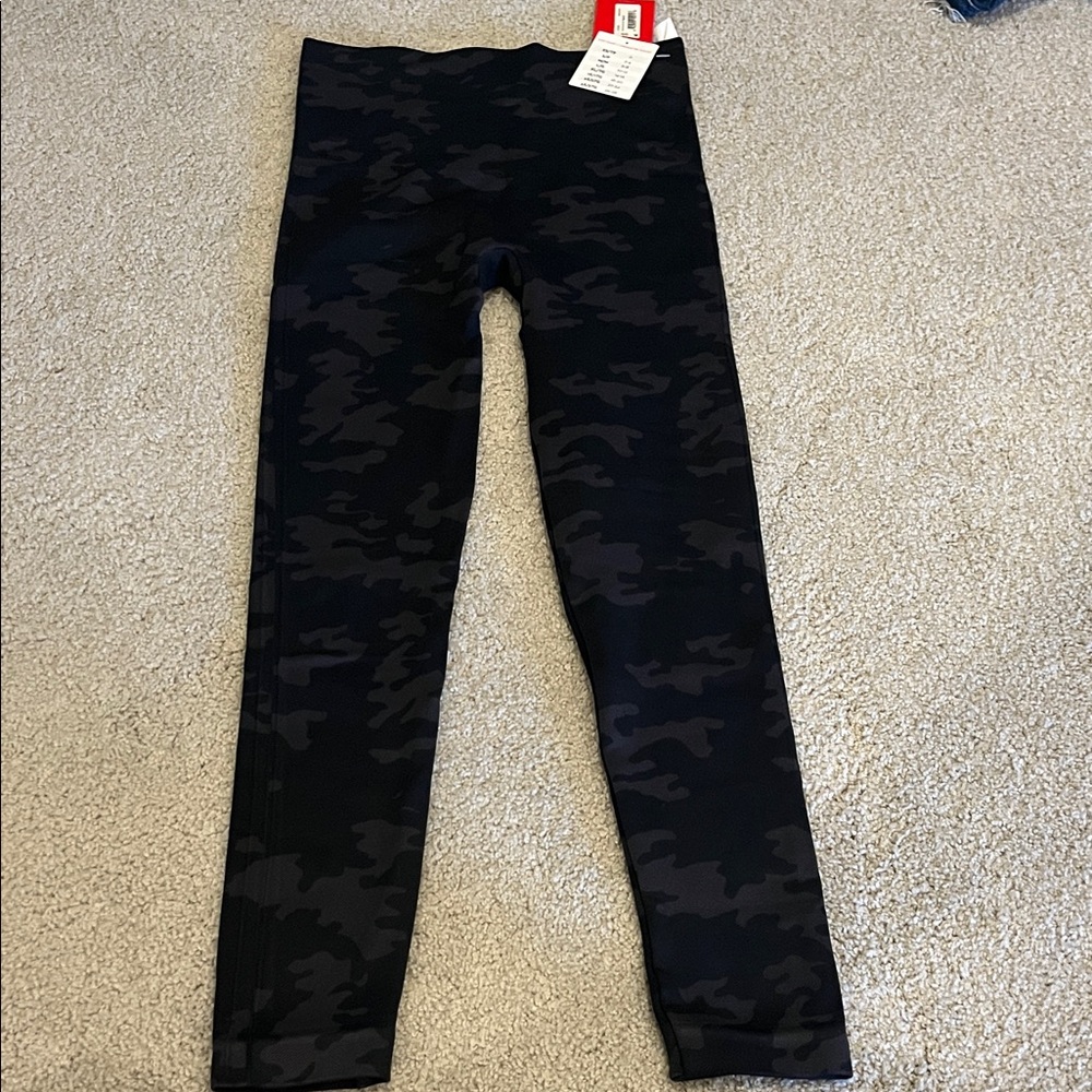 SPANX small S look at me now Camouflage Leggings black camo new with tags